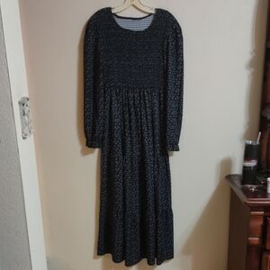 NWOT Elegant Black Floral Dress L